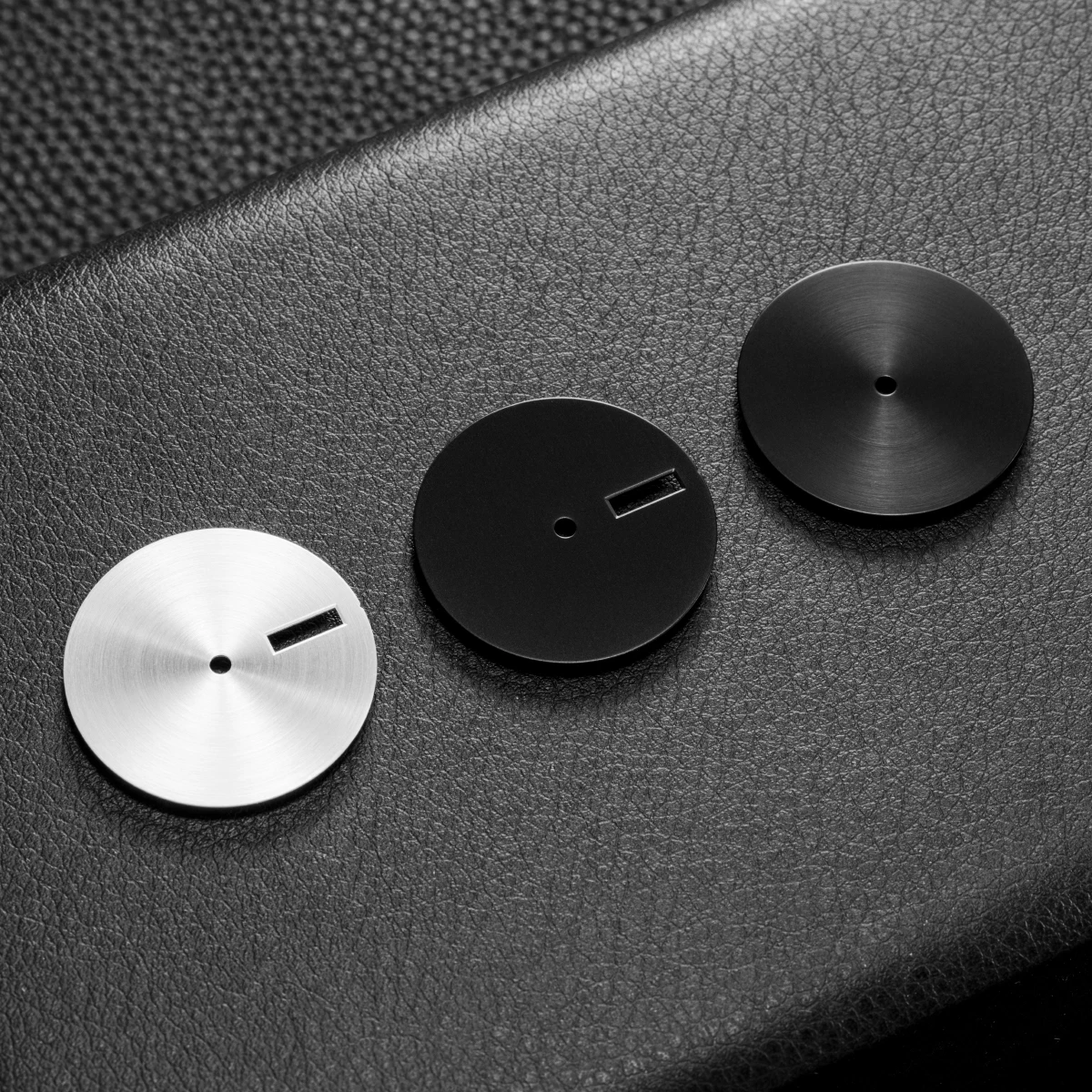 الملمس العمودي 28.5 مللي متر ساعة الطلب وجوه ساعة فارغة لحركة NH35/ NH36/ NH34 لتقوم بها بنفسك اكسسوارات لا شيء/واحد/مزدوج التقويم