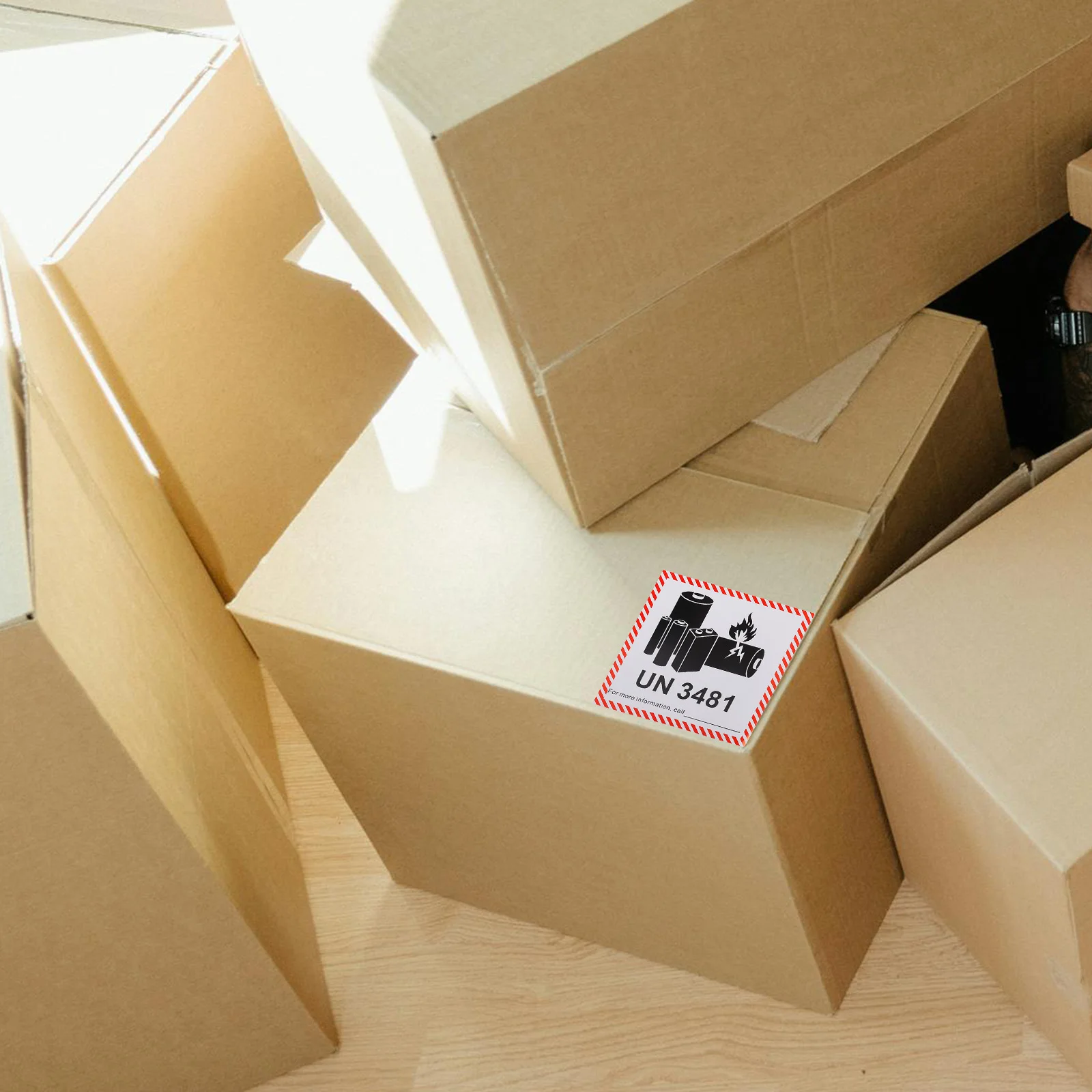 

100pcs Lithium Labels Safety Stickers Transport Warning Waterproof Adhesive Packaging Fire Warn Labels Safety