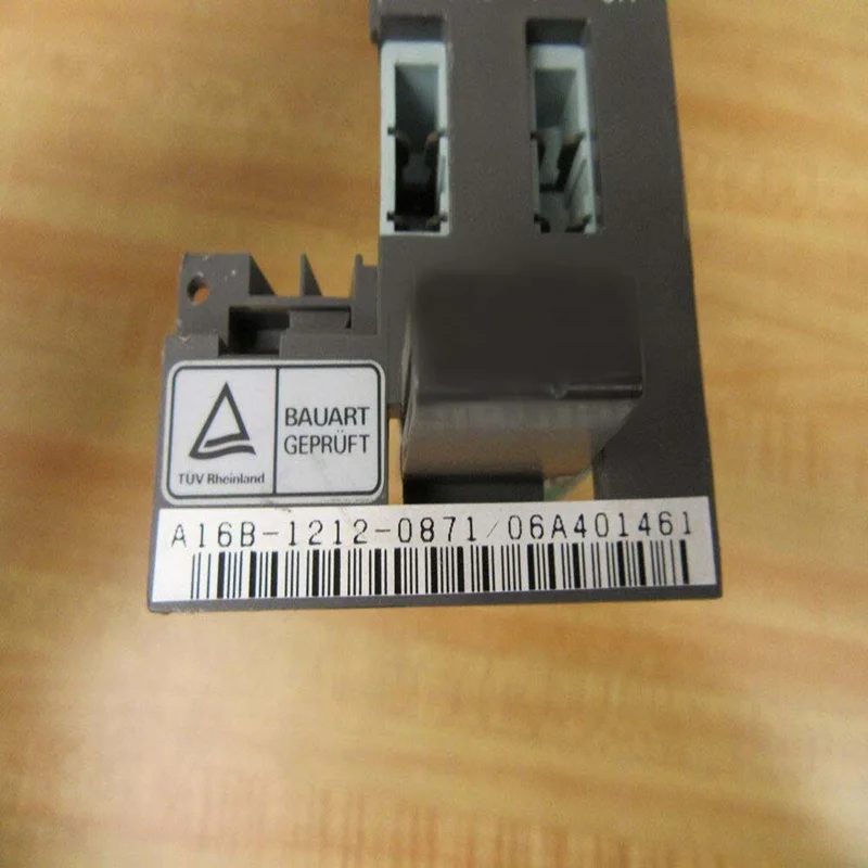 En buenas condiciones Placa de alimentación A16B-1212-0871 En stock