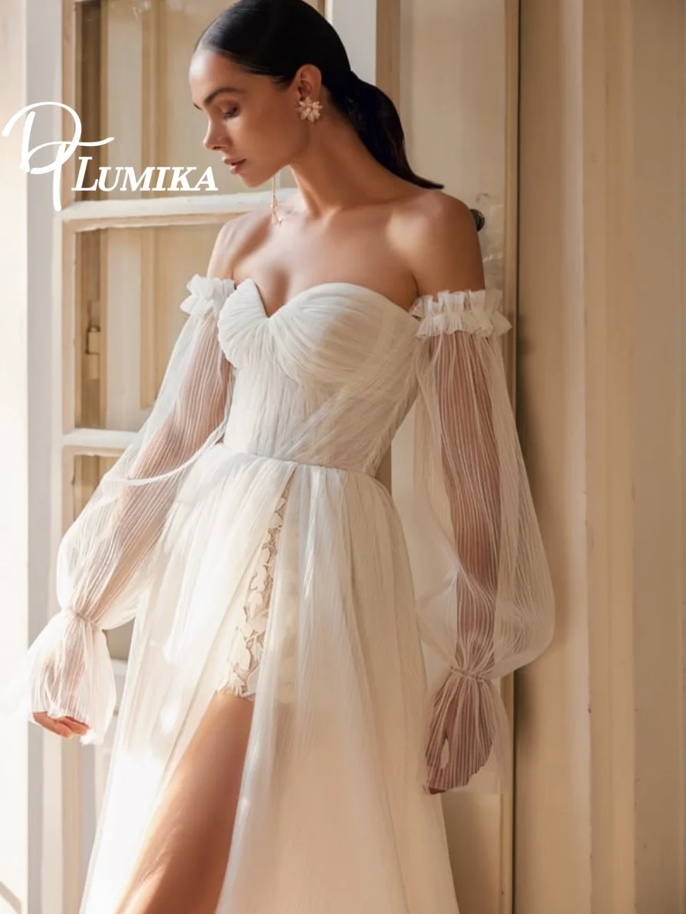 

Graceful Off-Shoulder Sheer-Sleeve Wedding Dress 2026 Romantic High-Slit Bridal Gown Fashion A-Line Floor-Length Bridal Dress Ro