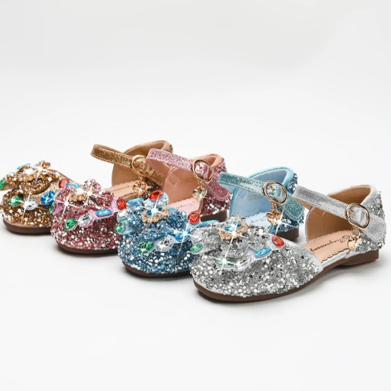 

Детские туфли Fashion Diamond: Новые летние сандалии для девочек 2026 года, высококачественные, простые, универсальные, пляжные, на плоской подошве