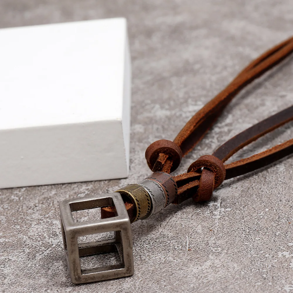 

Retro Cute Cube Square Pendant Necklace for Women Fashion Adjust Long Leather Chain Neck Hanging Jewelry Accessory Gift