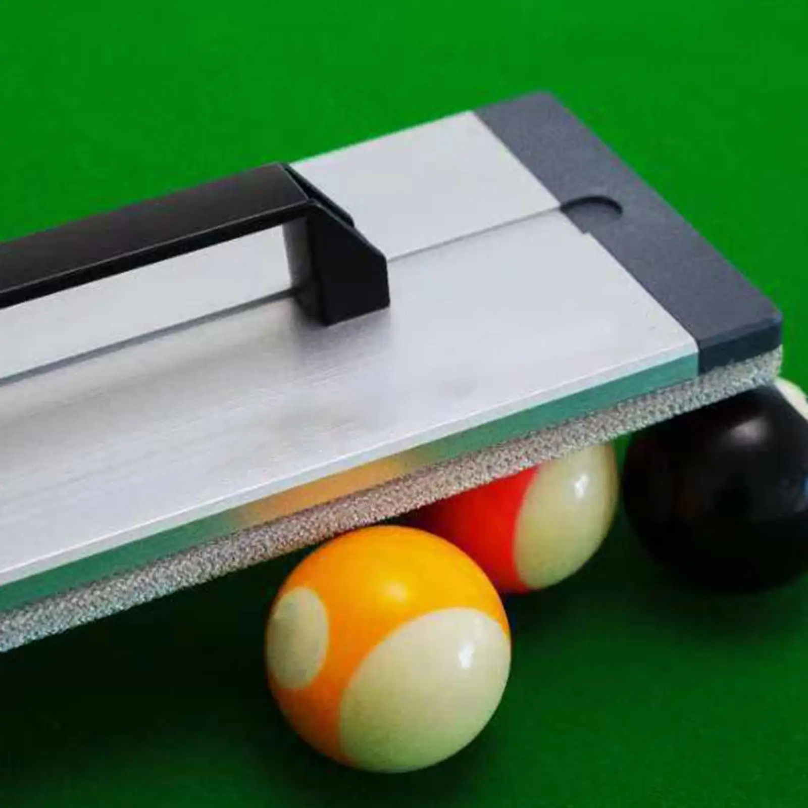 

Billiards Pool Table Felt Cleaner Kit with 2 Handles Universal Accessory Versatile Professional Cleaning Tool Aluminum Frame