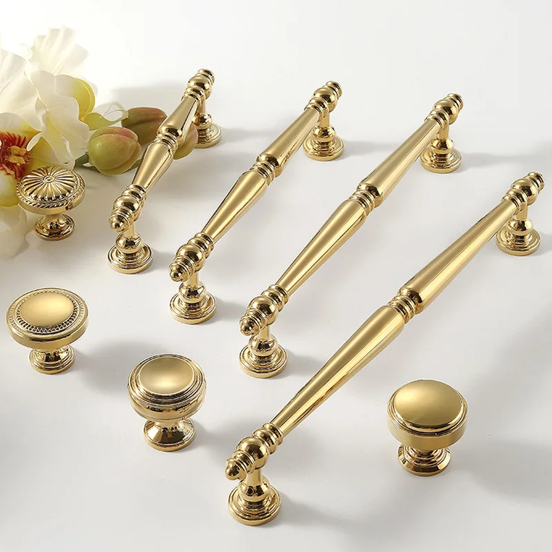 Luxury French Solid Brass Furniture Handles Retro Gold Cupboard Door Knobs Solid Copper Drawer Pulls for Kitchen Wardrobe 96/128