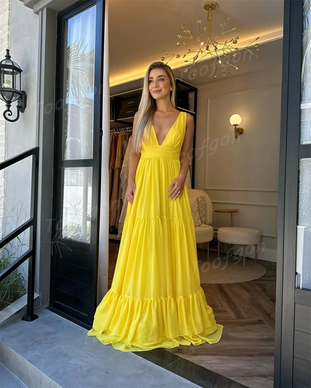 Toofan сексуальные желтые шифоновые вечерние платья с v-образным вырезом, индивидуальное многоуровневое пляжное платье со рюшами для особых случаев, женское платье для выпускного вечера