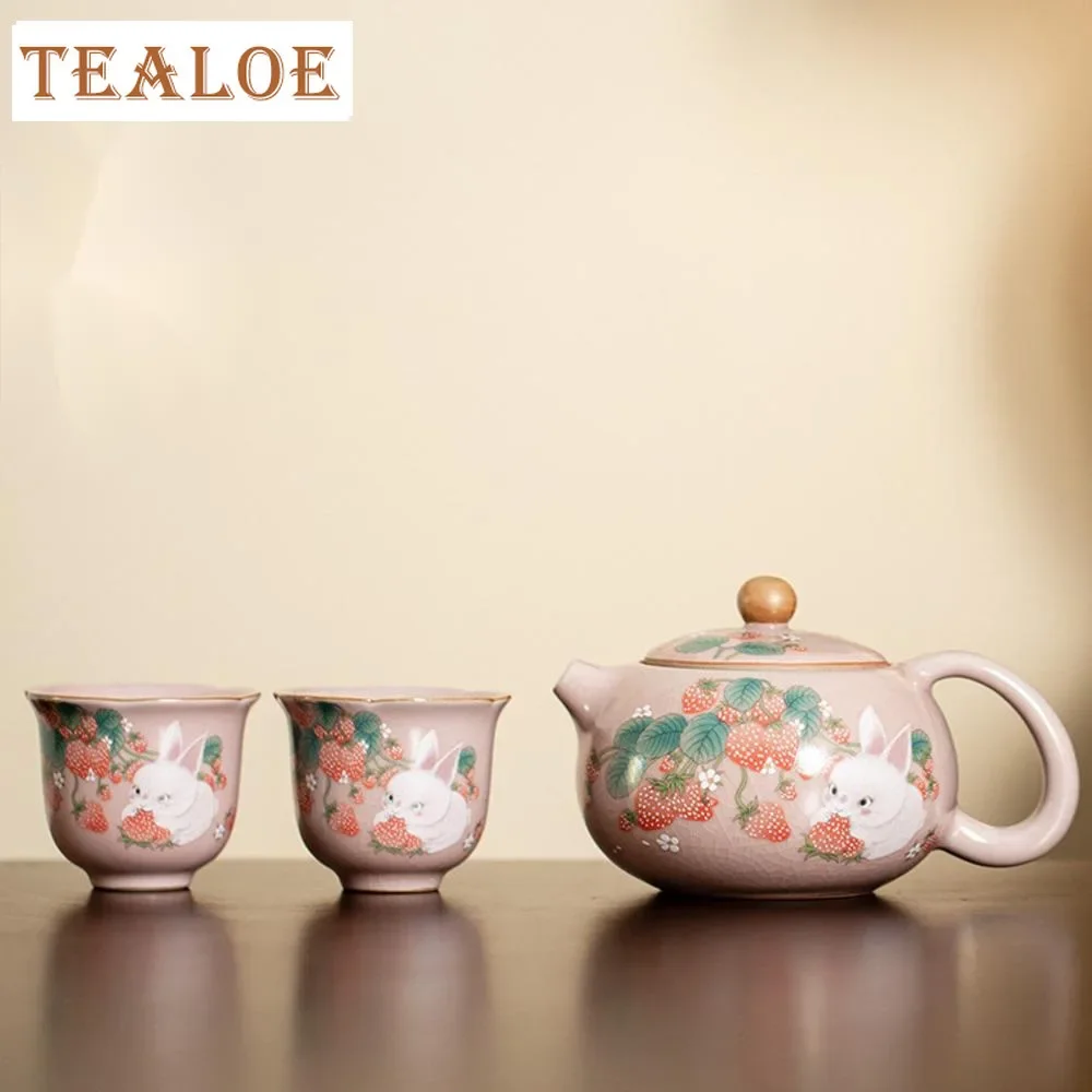 

Antique Pink Ru Kiln Teacup Strawberry Rabbit 1 Pot 2 Cups Chinese Tea Making Xishi Kettle Teapot and Tea Cup Set Kung Fu Teaset