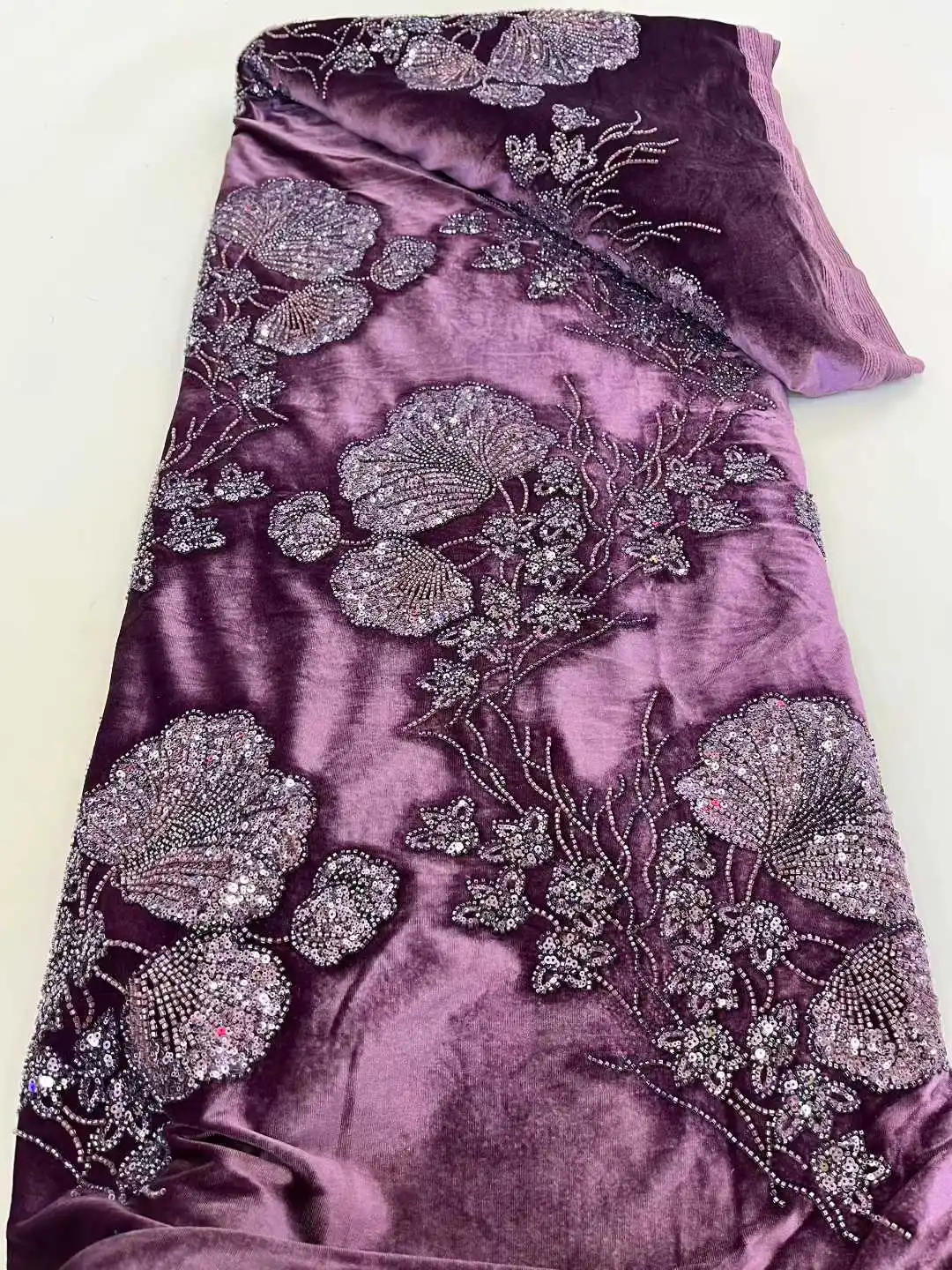 

African French Nigerian High End 2025 New Velvet Lace Fabric With Beads Sequins Flower for Wedding Party Bride Sewing Dress