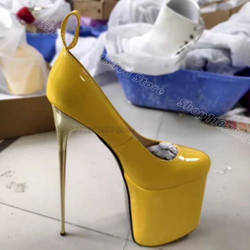 

Yellow Patent Leather Metal Heels Pumps Slip on Solid British Style New Fashion Party Sexy Sexy Pumps 2025 Zapatos Para Mujere