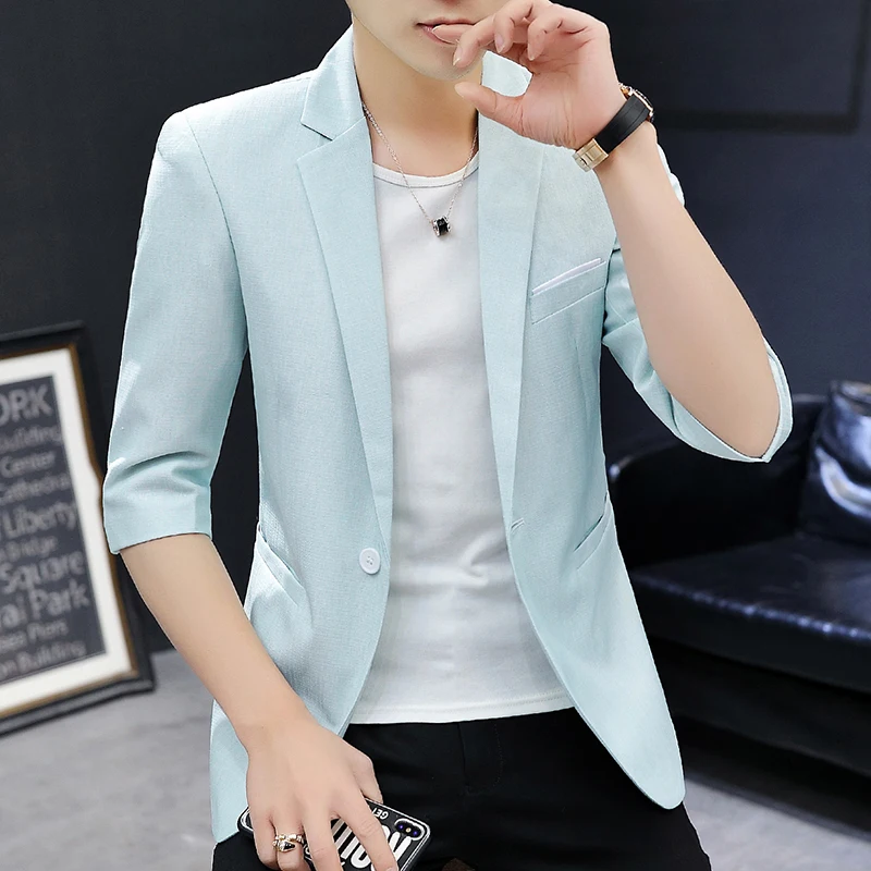 

New spring and summer men's slim-fit Korean-style casual semi-sleeve western-style casual jacket with a three-quarter sleeve.