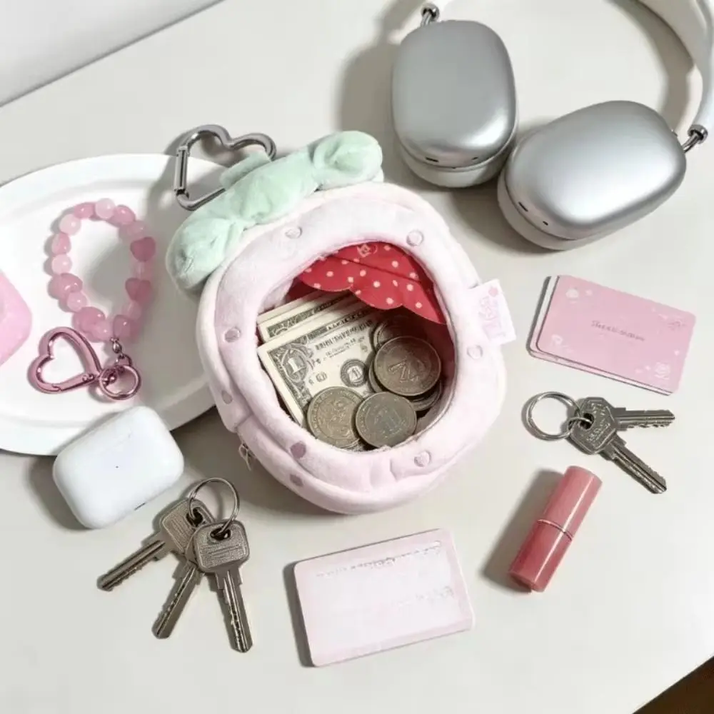 Portable Doll Display Bag Strawberry Shape Hanging Clip Doll Carrying Pouch Pink Clear Window Strawberry Doll Bag Travel