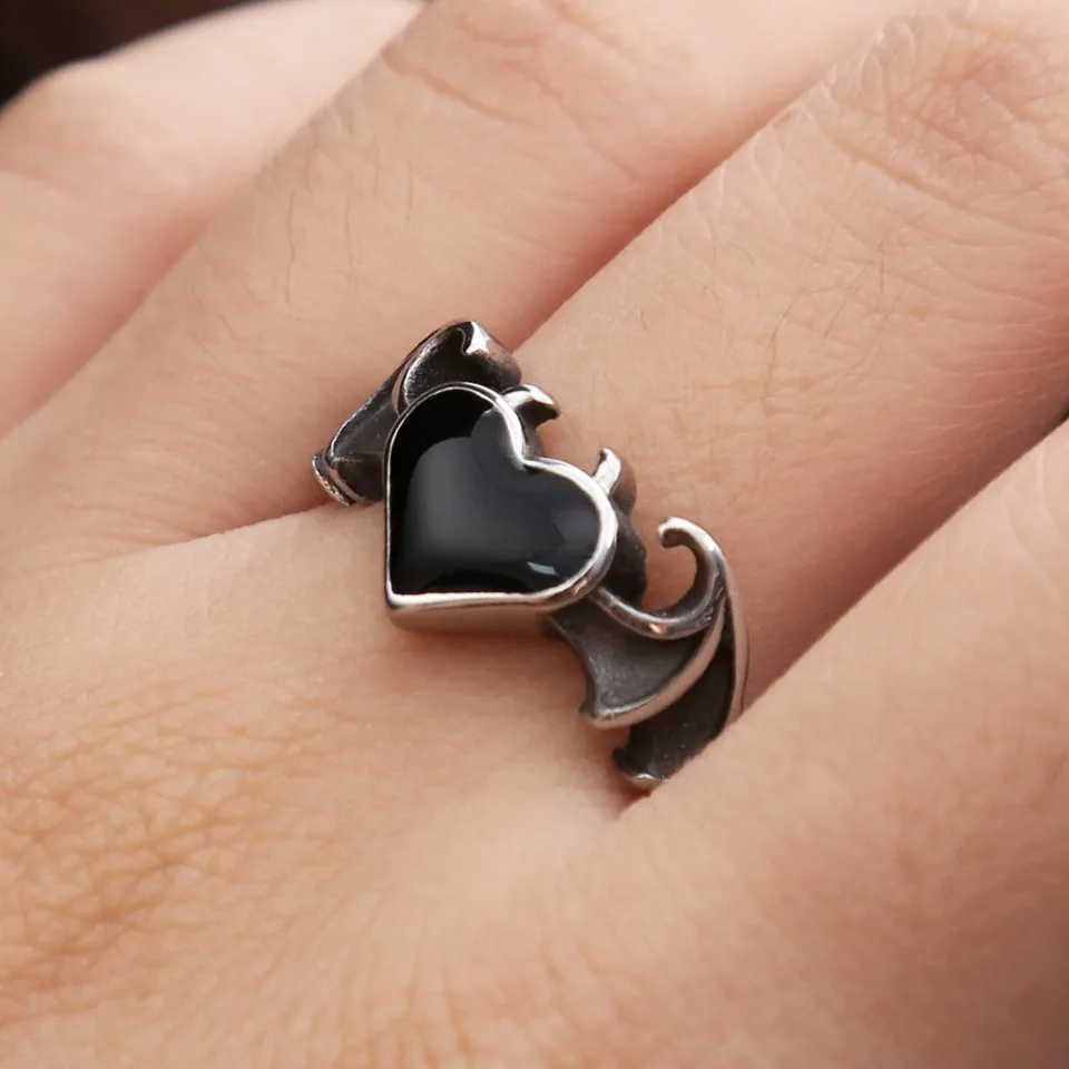 Fashion Vintage Angel Demon Wings Black Heart Ring For Men Women Gothic Biker 316L Stainless Steel Couple Romantic Jewelry Gifts