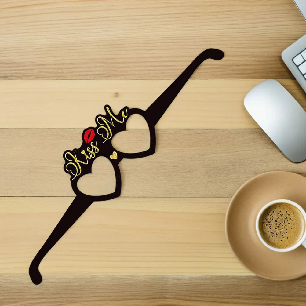 

8Pcs Happy New Year Eyeglasses 2026 Paper Party Glasses Photo Booth Props Black Gold Decoration 2026 Number Glasses