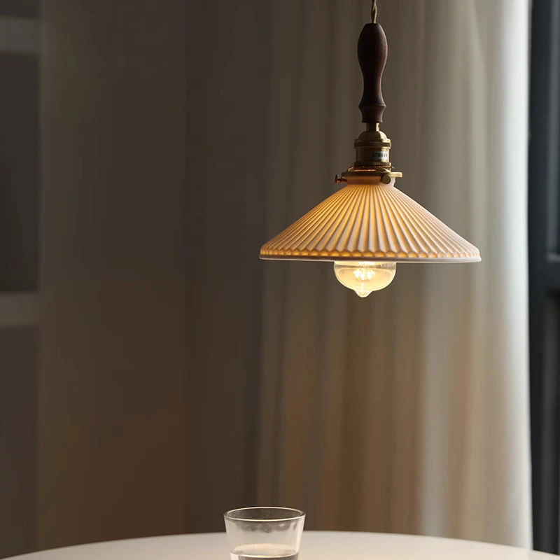 

White Ceramic Brass Pendant Lights Fixtures Restaurant Bedroom Bedside Nordic Japanese Style Hanging Lamp LED Hanglampen