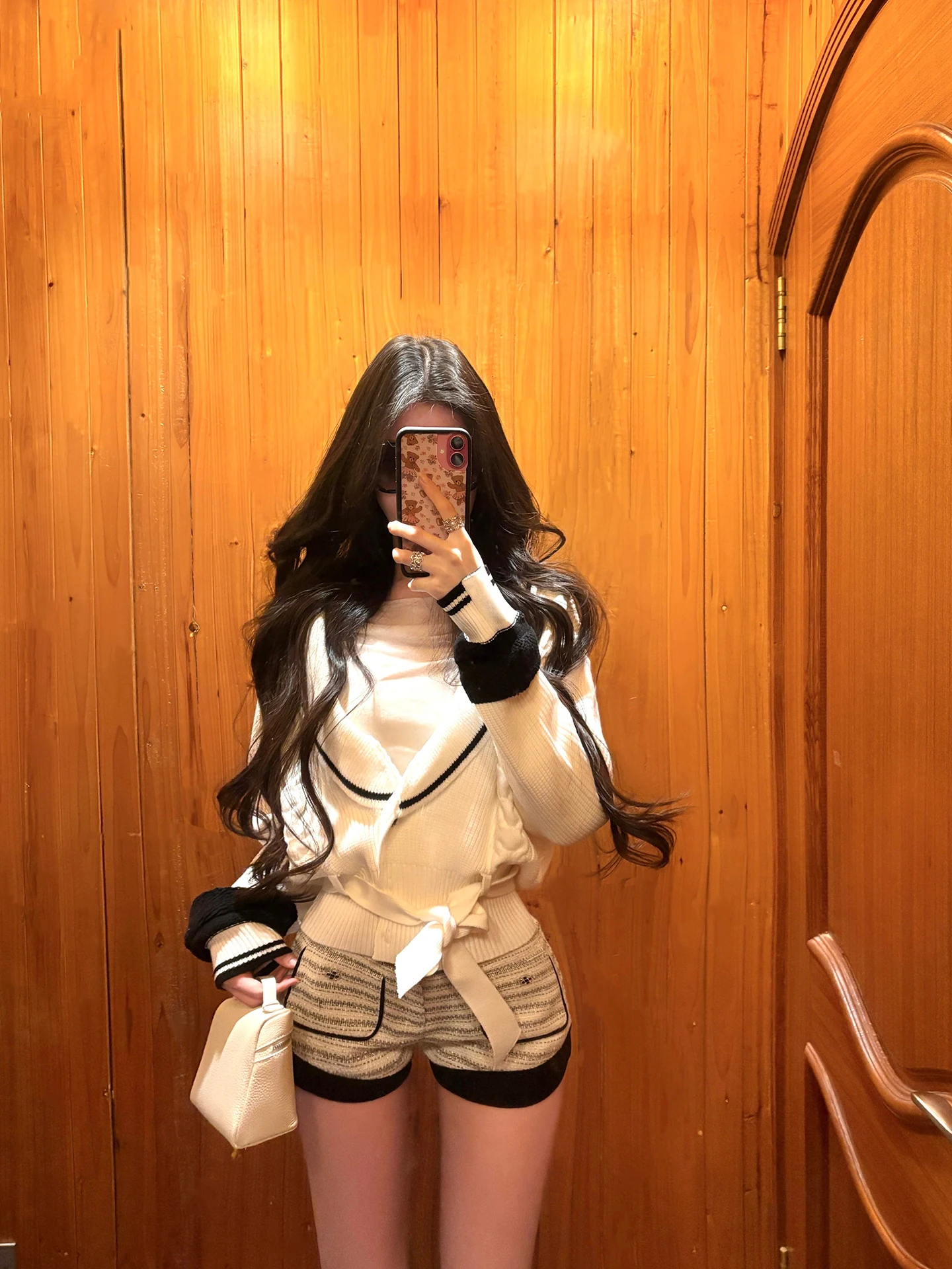 

Loose Fit V-Ne Sweater Women's Knitted Long Sve Vest with Belt Waist-Cinching Large Collar Lazy Sle Spring 2026