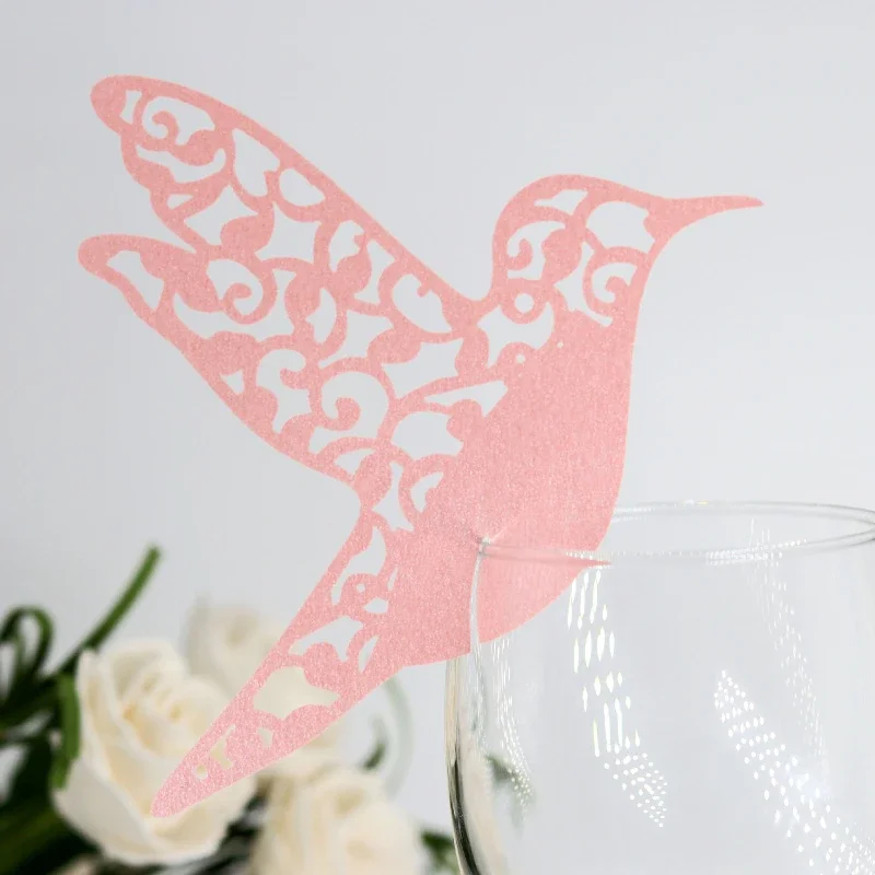 Cartões de lugar para mesa de casamento, 50 peças, pássaros colibrantes, vidro de vinho, decorações de festa, decoração de mesa de casamento, cartões de lugar, corte a laser, pássaro