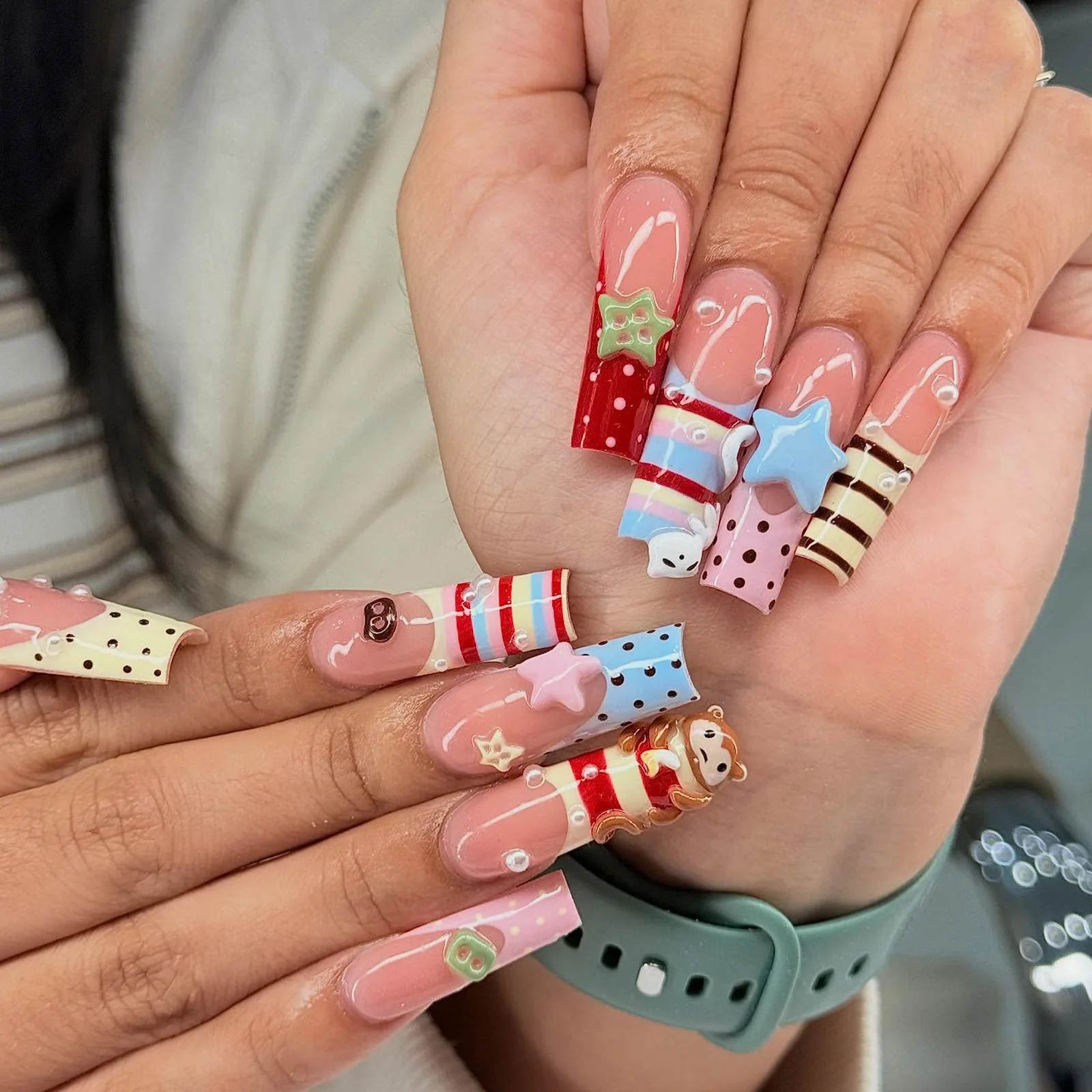 24pcs Little Fresh Long Coffin False Nails Cartoon Monkey Cat Star Button Press On Nails Colorful Stripes Polka Dot French Nails