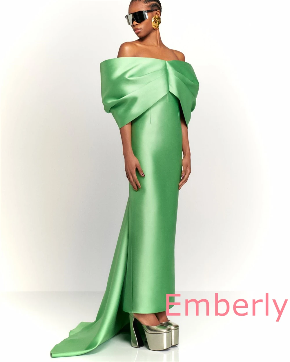 Customized Formal Green Satin Evening Dress Modern Boat Neck Off theShoulder Sleeveless Party Dress High Quality Celebrity Gowns