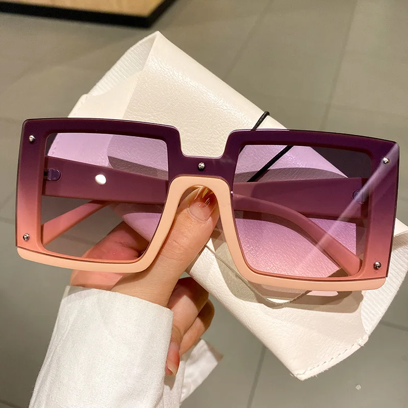 Luxury Brand Designer Square Oversized Sunglasses Women For Female Fashion Vintage Punk Sun Glasses Rivet Elegant Pink Shades