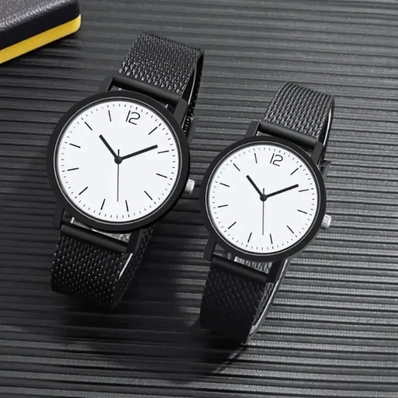 

2025 MOONBIFFY New Couple Silicone Watch Band Watch Simple Quartz Watch Men and Women Accessories Clock Relojes para parejas
