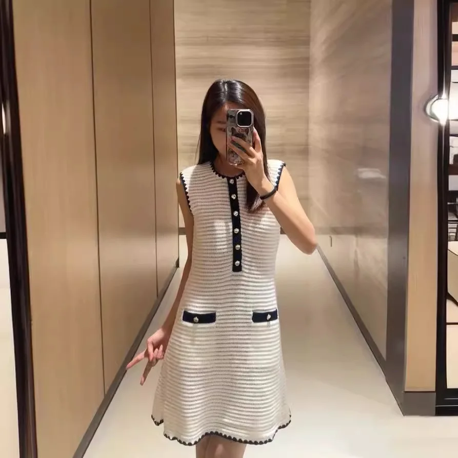 2024 Summer Women Off-White Knitted Dress Slim Fit Sleeveless Office Ladies Elegant Mini Dress