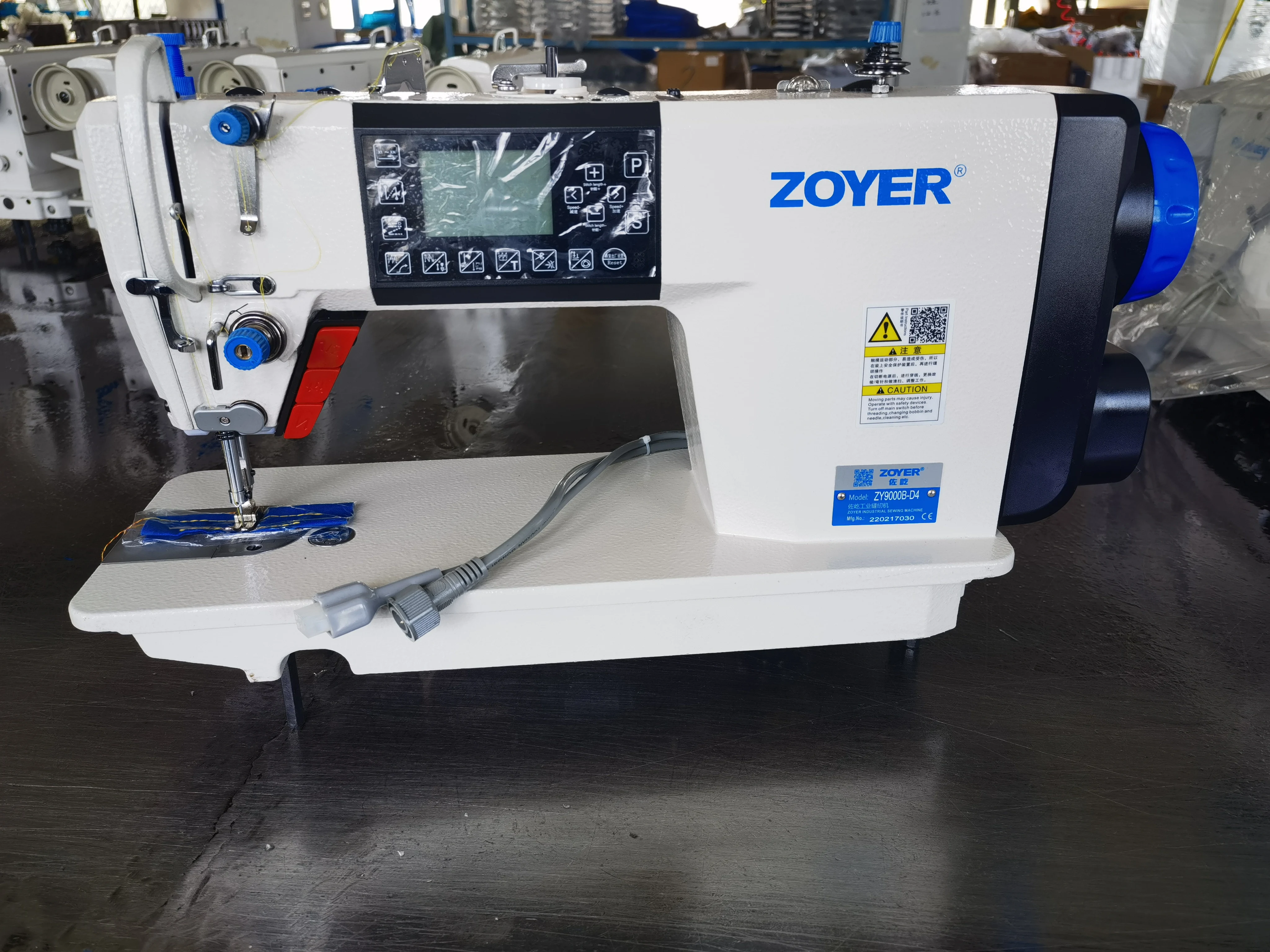 

Zoyer ZY9000B-D4 High Speed Industrial Sewing Machine Computerized Single Stepping Motor Lockstitch for Heavy-Duty Projects