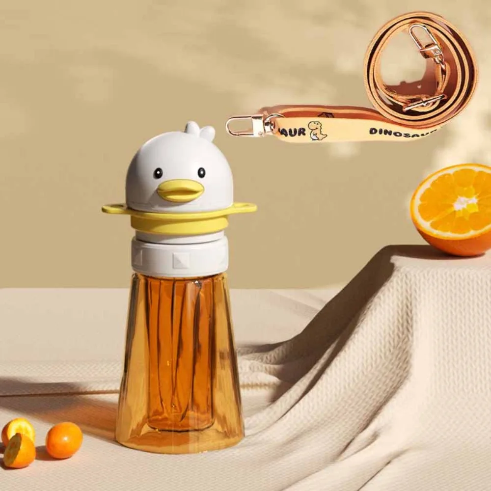 

Cartoon Duck Baby Water Bottle Cap with Shoulder Strap Silicone Straw Bottle Replacement Lid 2 in1 With Straw