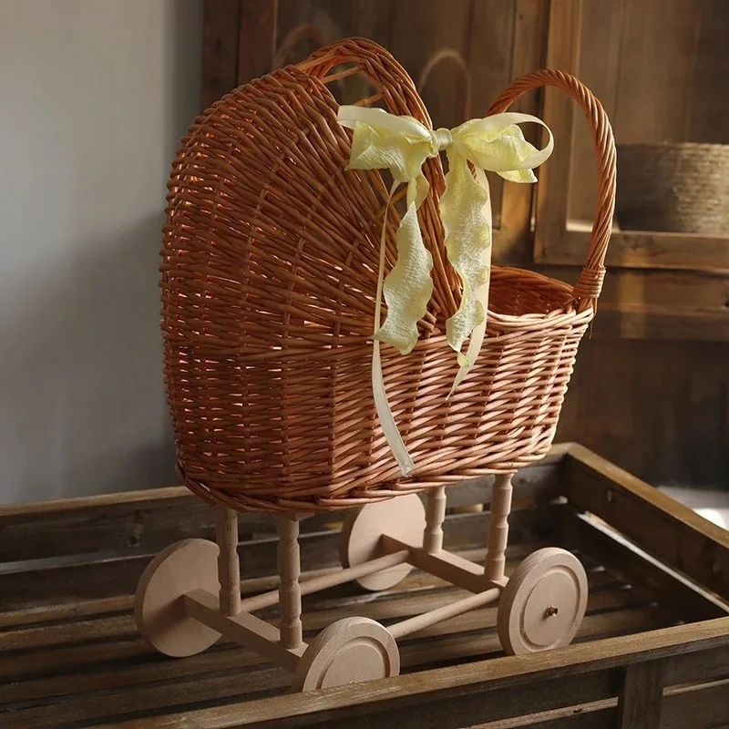 

Ins Wooden Style Baby Cart Creative Rattan Weaving Flower Basket Wedding Decoration Storage Baskets Window Display Small Cart