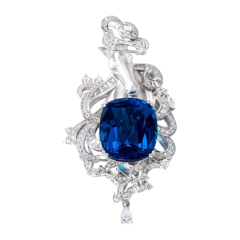 

BELLUX S925 Silver Horsehead Brooch Fine Luxury Fashion Jewelry Gold Plated Synthetic Zircon Sapphire Brooch