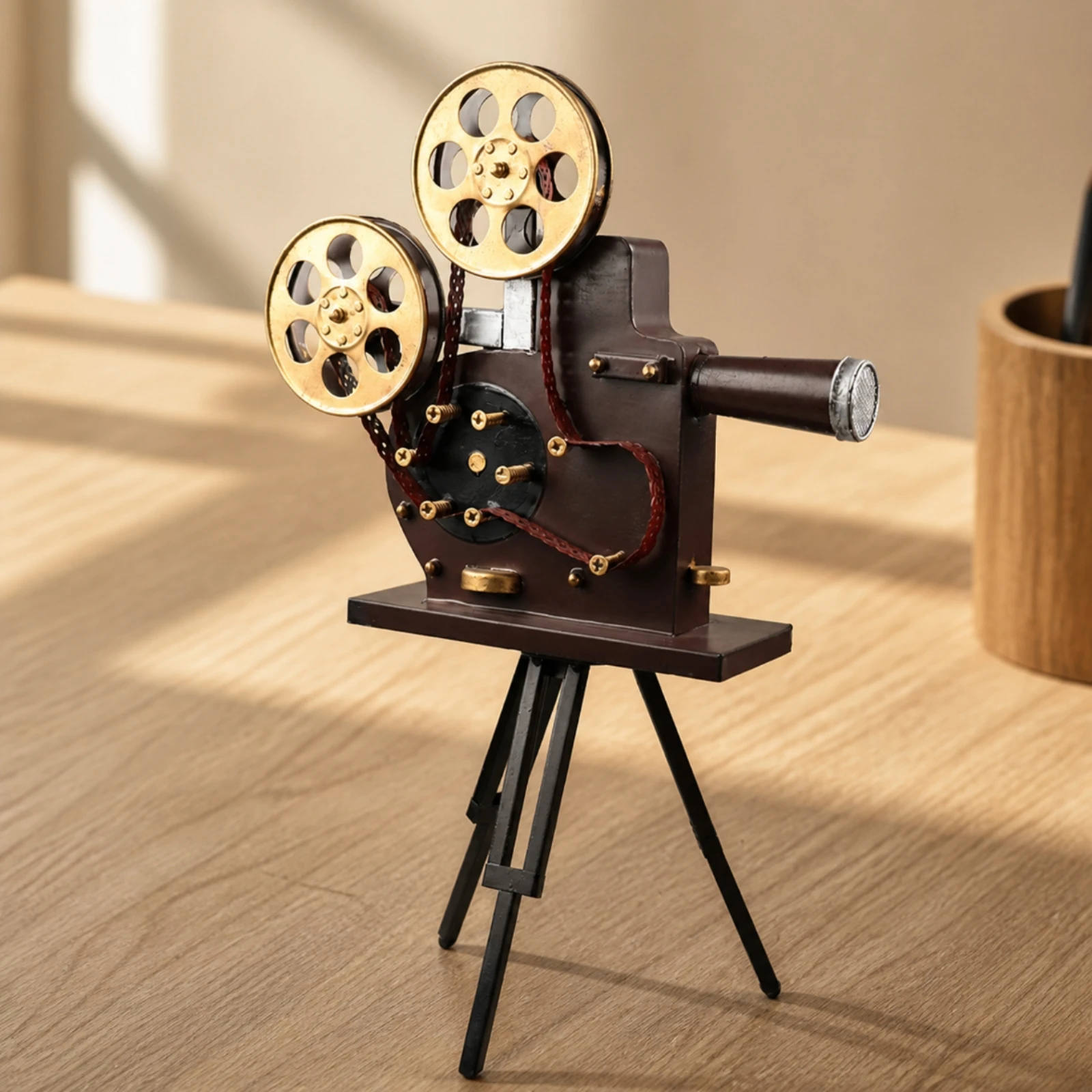写真撮影用小道具、装飾用、ヴィンテージ映画機械モデル、アンティーク調の映画小道具、写真家や写真撮影に最適。