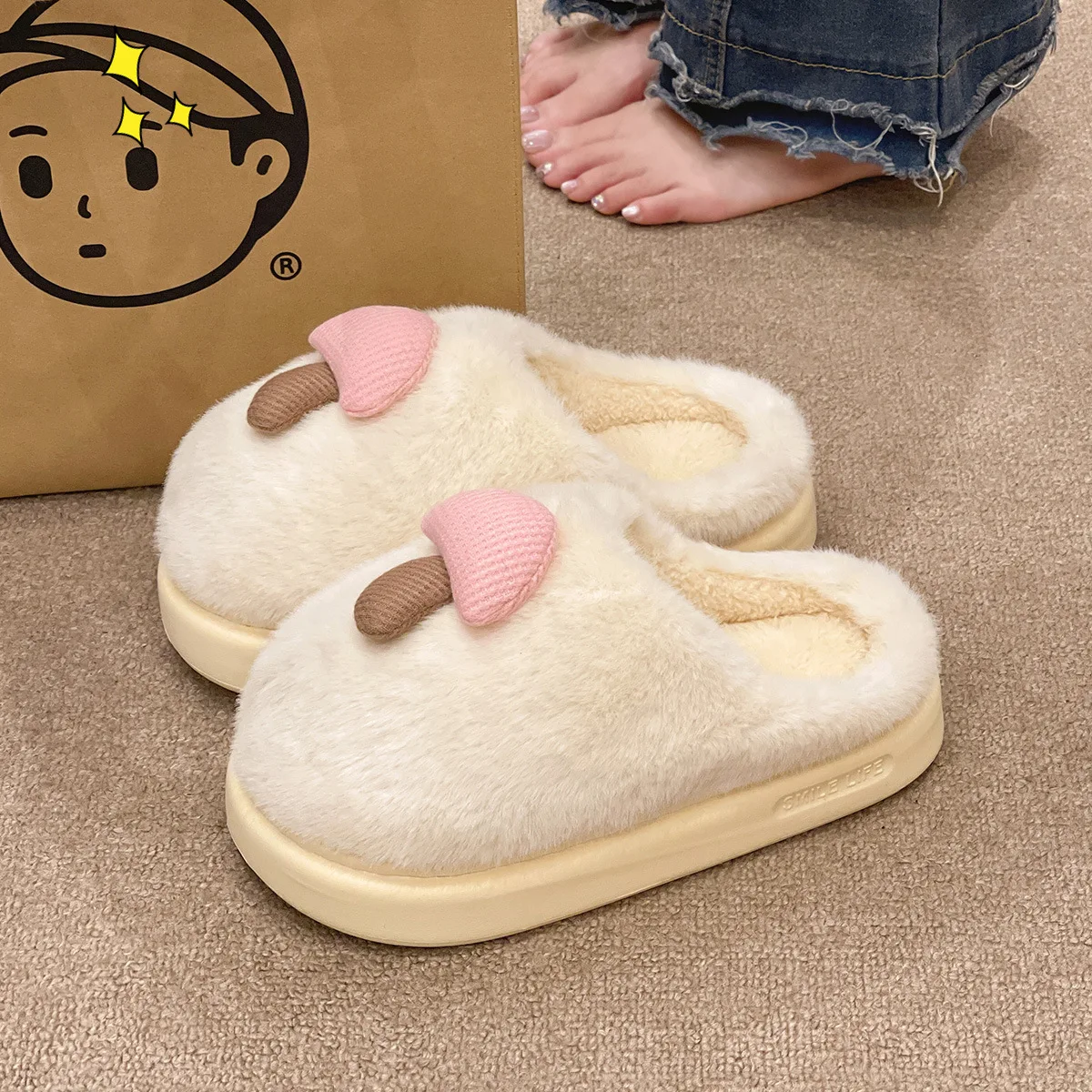 

Cute Little Mushroom Cotton Slippers Women's Winter 2024 New Indoor Home Warm and Non-slip Couple Plush Cotton Shoes Men's