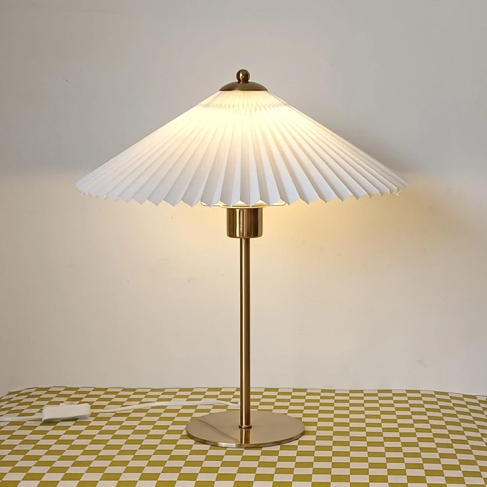 

Metal Pleated Umbrella Lamp Squiggle Wiggle Light with E14 Bulb USB AU US EU UK Plug Dimming/Color-changing Switch for Bedroom