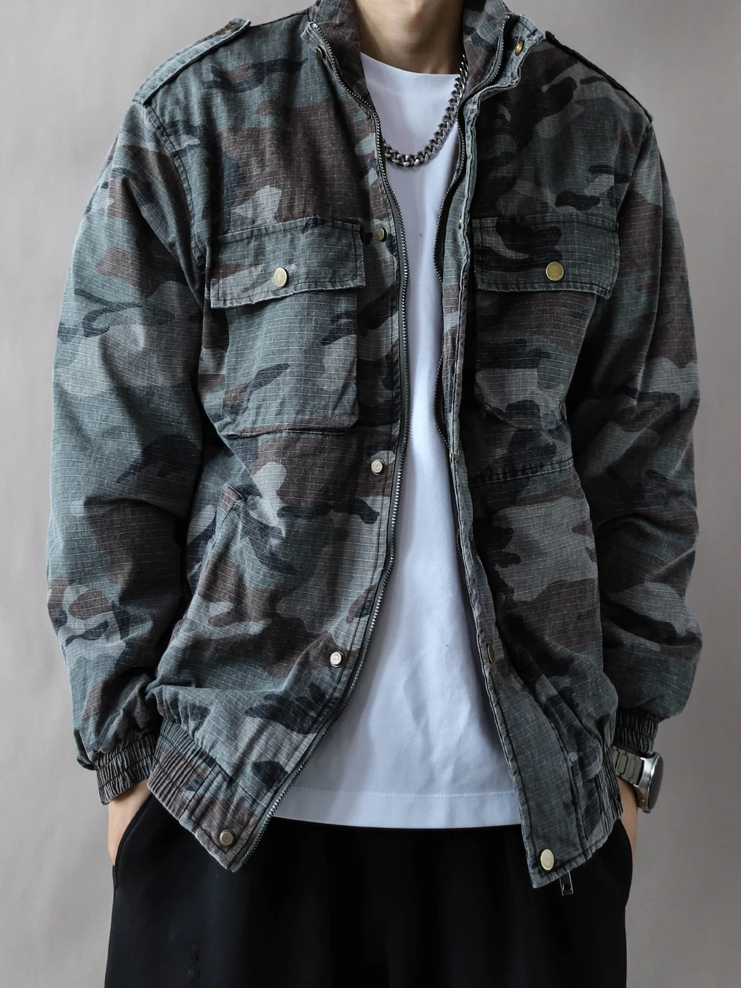 

Американская ретро-куртка из хлопка с камуфляжным принтом, свободного кроя, молодежная, осенне-зимняя верхняя одежда, новая рабочая одежда для мужчин