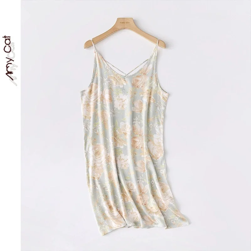 

Женское платье на тонких бретельках для середины лета, ночная рубашка из вискозного атласа с перекрестной спинкой и принтом, облегающее нежное платье макси для сна