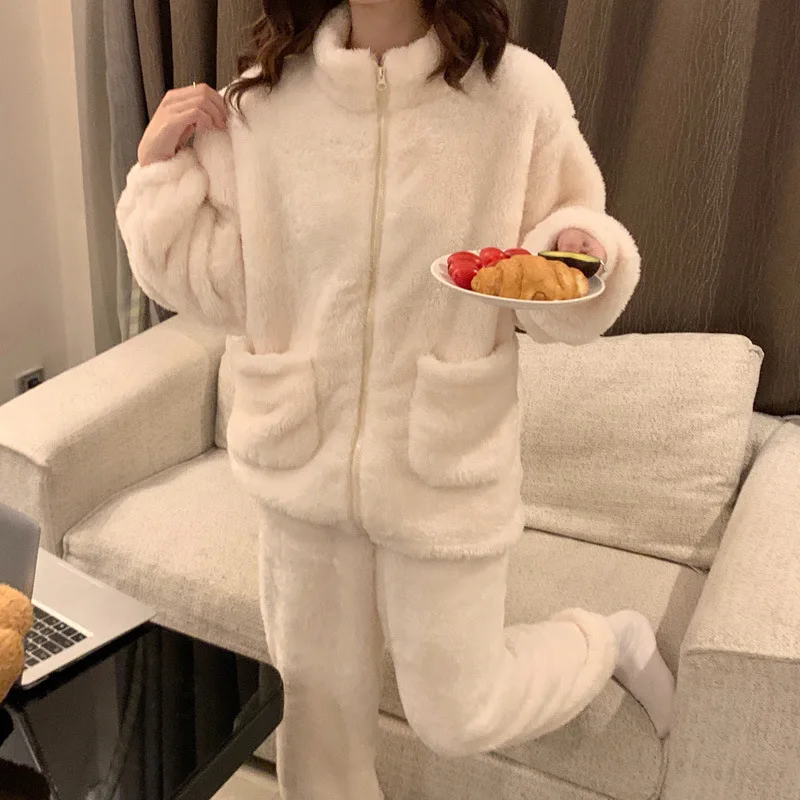 طقم ملابس نوم نسائية شتوية من القطيفة مع سحاب دافئ سميك ورقبة عالية وملابس منزلية غير رسمية Жensarska Piijuма #3