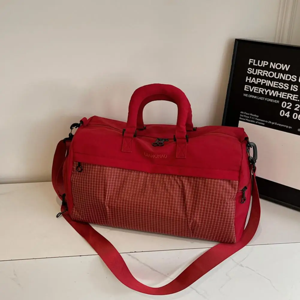 

Multifunctional Duffle Bag Women’s Gym Tote Duffle Bag with Wet Pocket Shoe Compartment Lightweight Water-resistant for Travel