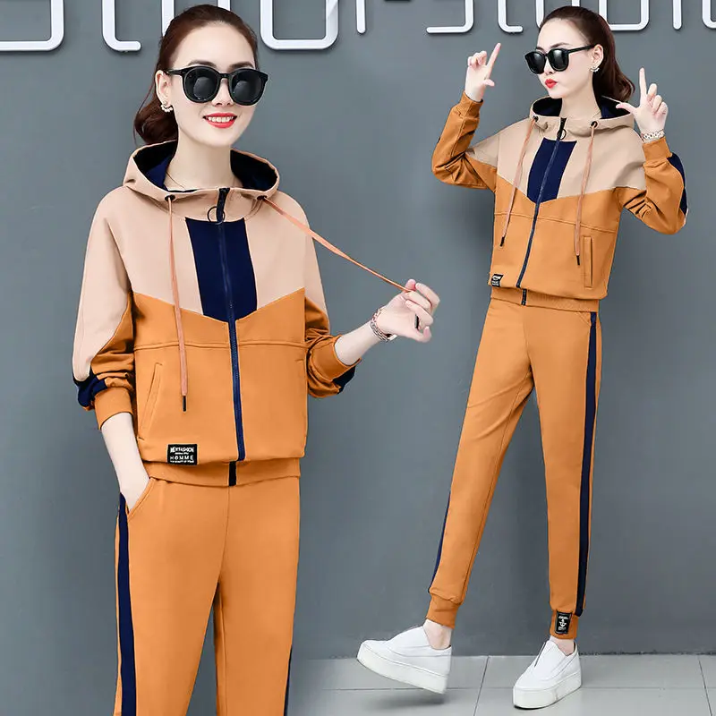 Sports Set Women's 2023 New Spring and Autumn Season Loose Korean Edition Contrast Panel Hooded Fashionable Top Two Piece Set