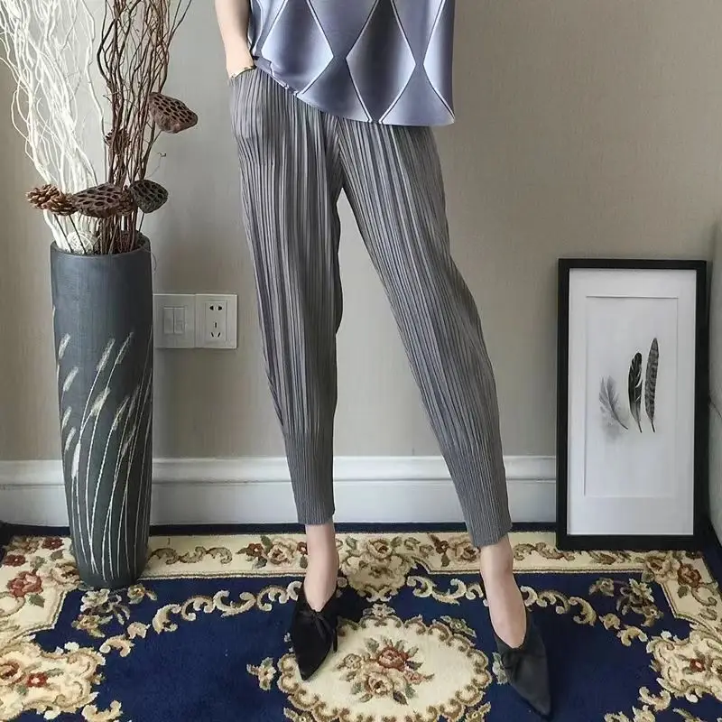 Pleated pants for women's high-end Harlan pants, spring  summer casual  large size, nine point radish pants, new style