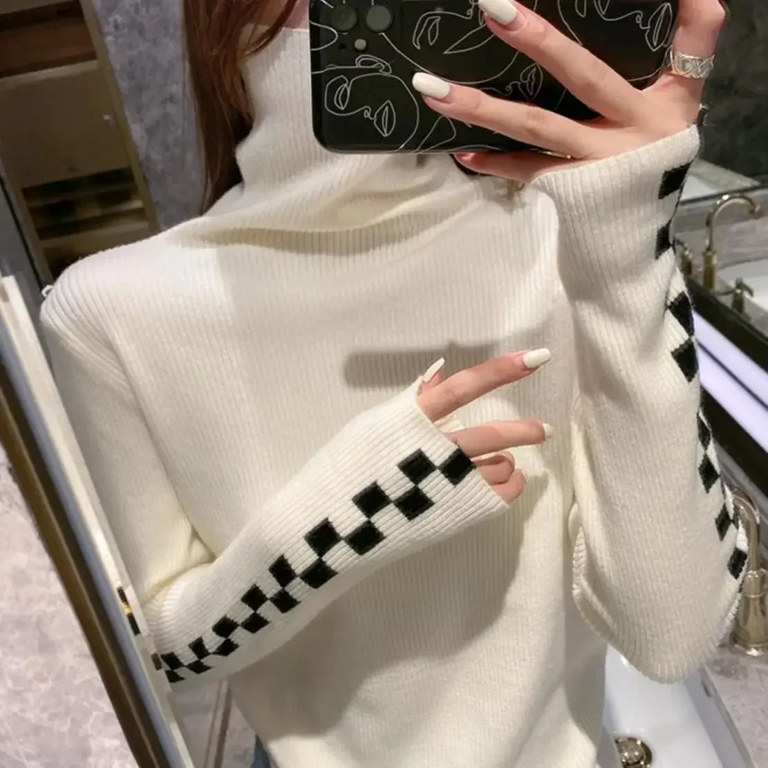 Knitted Women's Autumn Winter 2022 New Korean Version Temperament Versatile Long-sleeved TopTurtleneck Plaid Undershirt Sweater