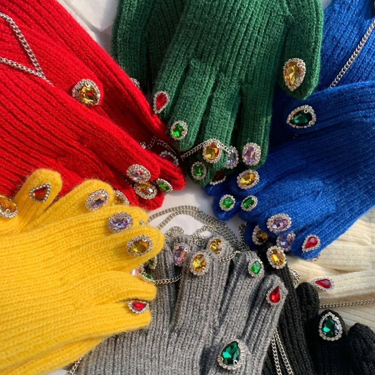 High Appearance Versatile Gloves Personalized Woolen Warm Gloves Autumn Winter Thick Diamond Gloves Chain Touch Screen Trendy