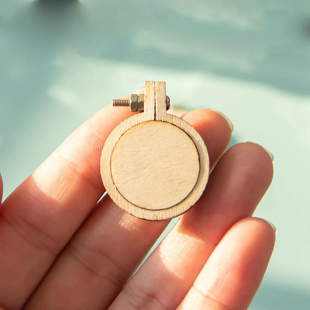 10Pcs/Set Wooden Mini Embroidery Hoop Ring Cross Stitch Frame Crafts DIY For Needle Arts Fabric Painting Wall Decoration - view 4
