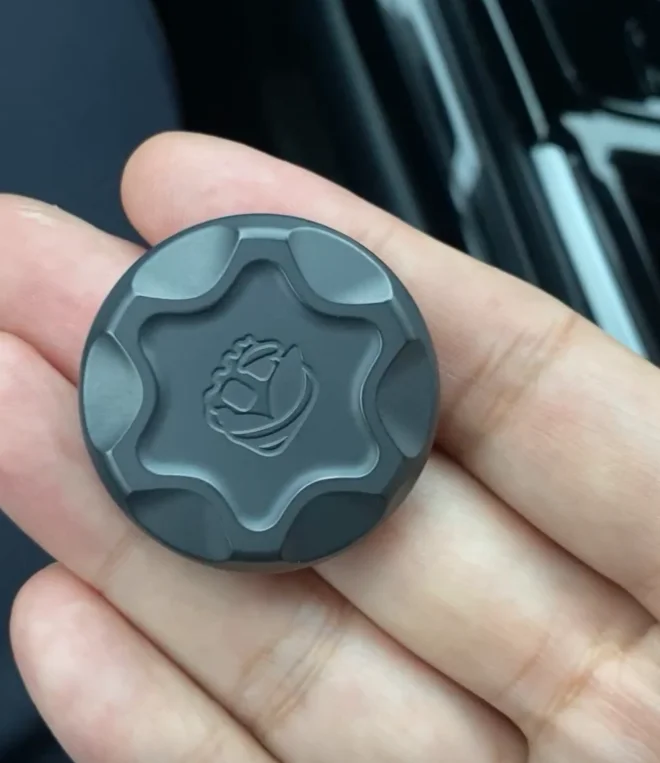 

Б/у EDC Acedc циркониевая механическая монета с молочным колпачком ppb непоседа слайдер декомпрессионная игрушка