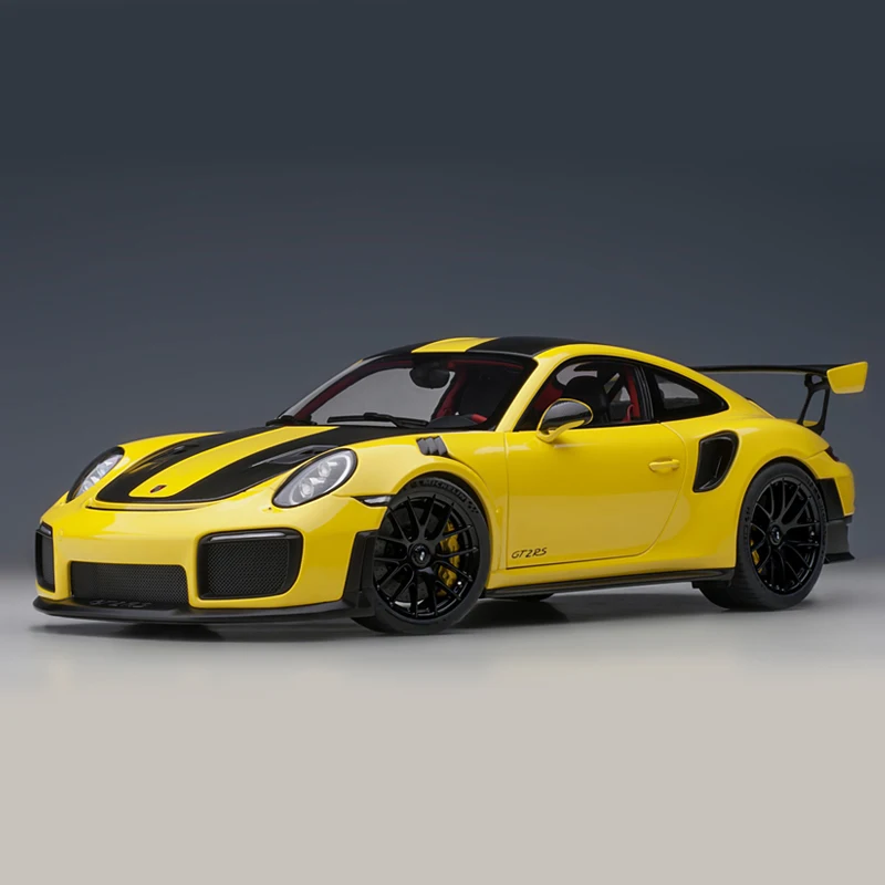 AUTOART 1/18 Porsche 911 (991.2) GT2 RS Car model Send to a friend
