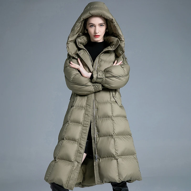เสื้อโค้ทพัฟเฟอร์มีฮู้ดแบบยาวพิเศษสำหรับผู้หญิง สีเขียวมะกอก แจ็คเก็ตบุใยสังเคราะห์แบบควิลท์ พร้อมปลายแขนเสื้อปรับได้และกระเป๋าด้านหน้า เสื้อคลุม