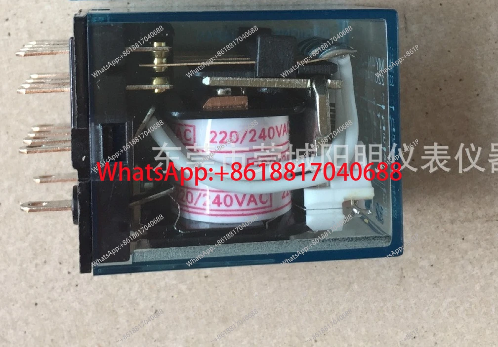 MY4N-J 220/240VAC 14 Pin with Light, Intermediate Relay