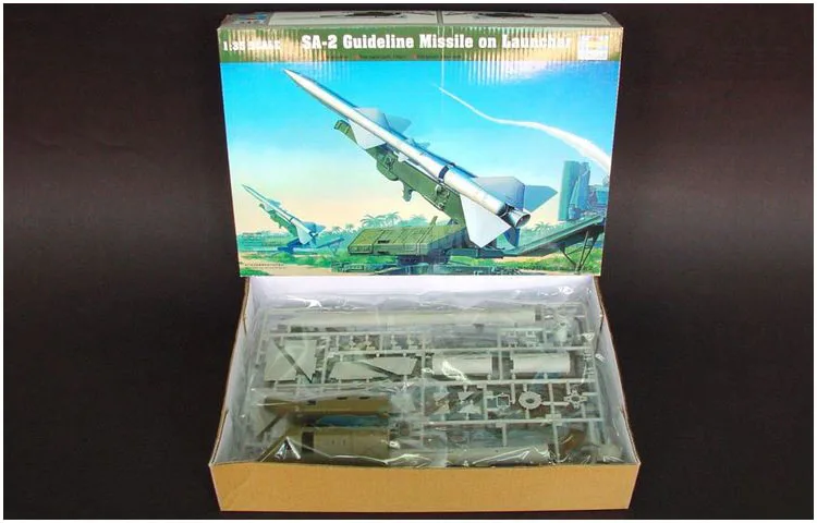 Trumpeter Assembled Model Kit 00206 SA-2 Guidelines Missile on Launche 1/35