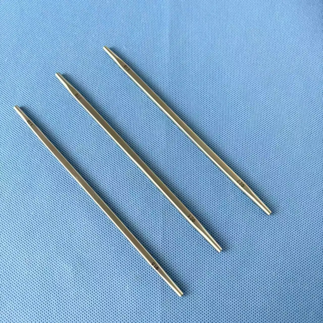 Kirschner Needle Bending Device, Orthopedic Surgical Instrument 1.5/2 0/2.5 Double Head Kirschner Needle Bending Device