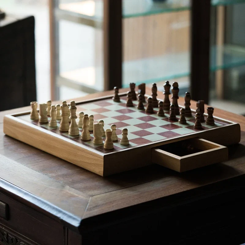 

High-end children's beginner real wood chess game