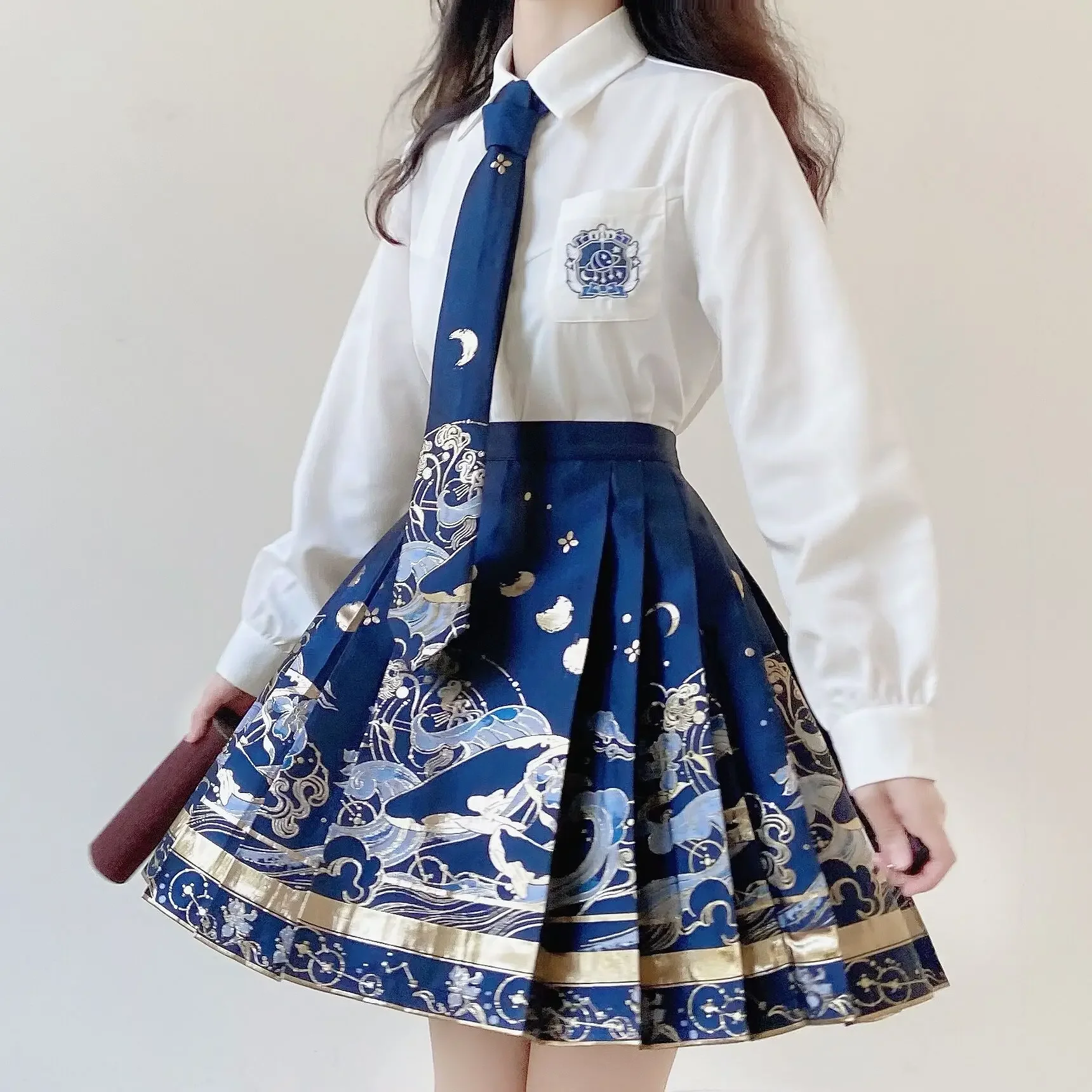 

Chinese traditional hanfu clothing vintage JK suit printing folk dance Skirt gold stamping improved hanfu Horse face short skirt