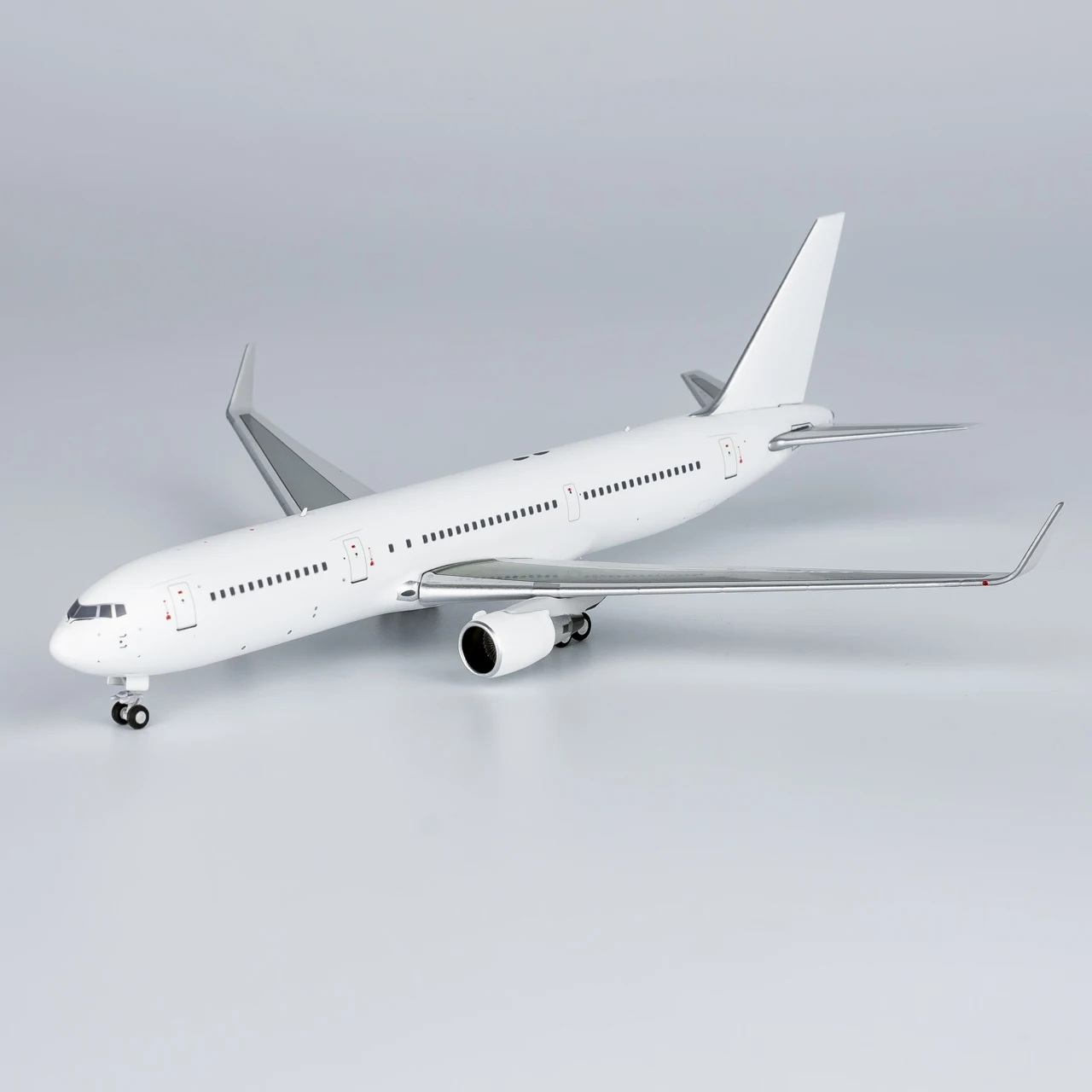 Em branco Diecast Aircraft Jet Model, presente avião colecionável, NG Modelo 1:400 Boeing B767-300 PW4000 Motores, 17005 Liga