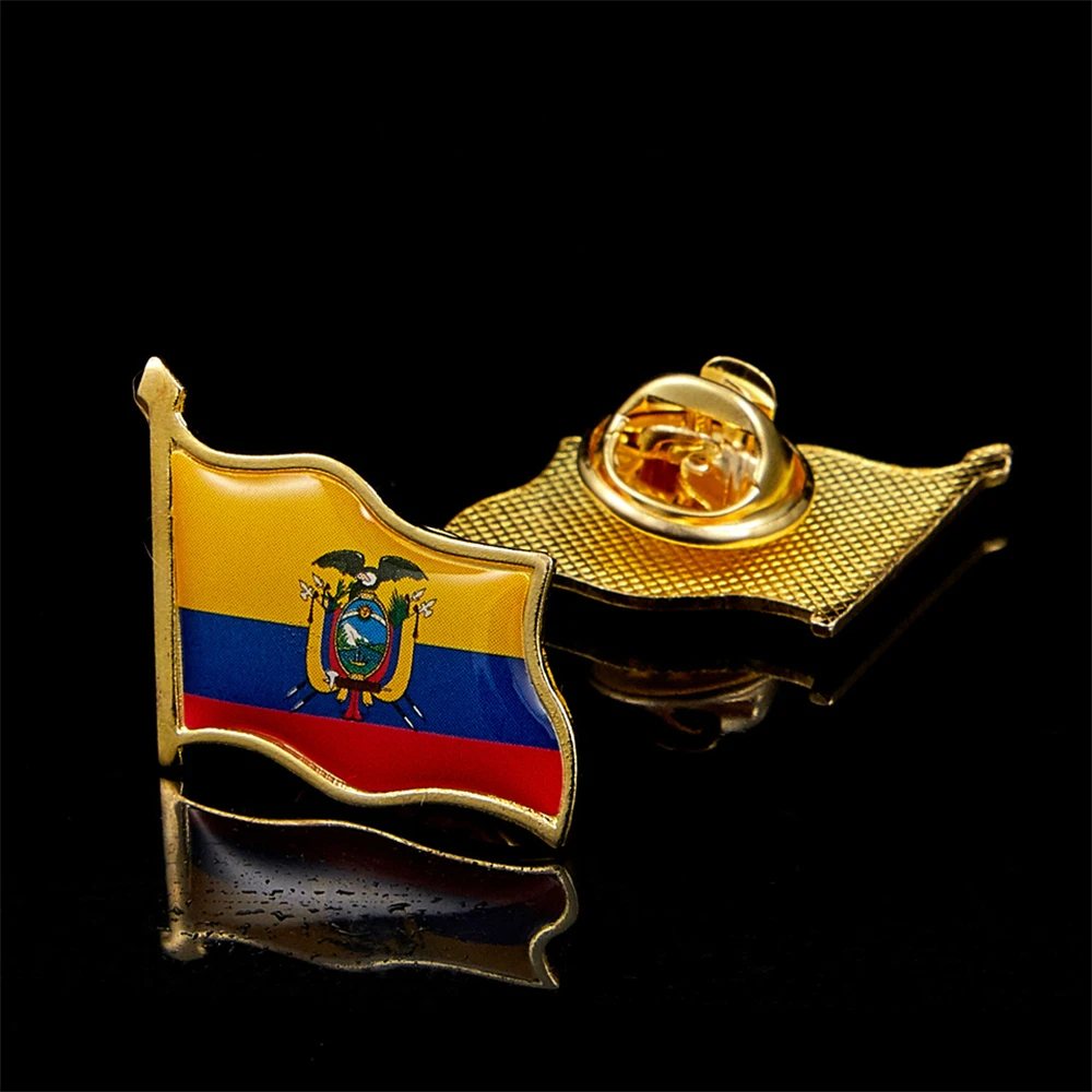 

Ecuador National Flag Waving Epoxy Hat/Bag/ Lapel Pin Brooch Pride Fashion Clothes Backpack Accessories